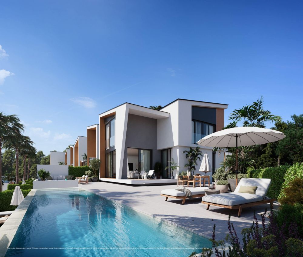 Luxury 4 bedroom villa with private pool within Chaparral golf resort 