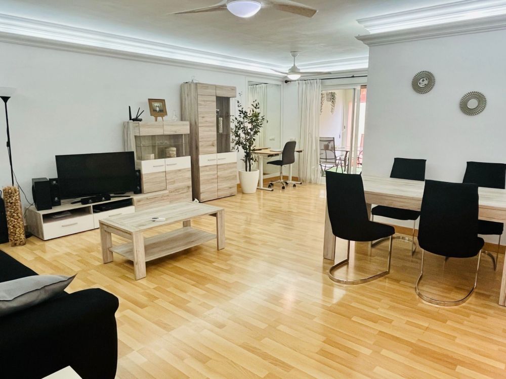 2-bedroom apartment, pool, garden, luxury, Marbella.