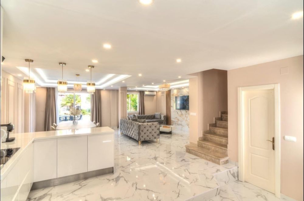 Stunning luxury apartment in Nueva Andalucía