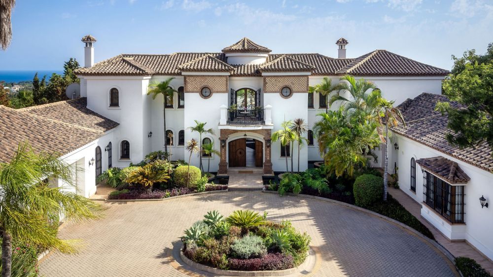 Exquisite 6 bedroom Villa in El Paraiso Alto, Benahavis