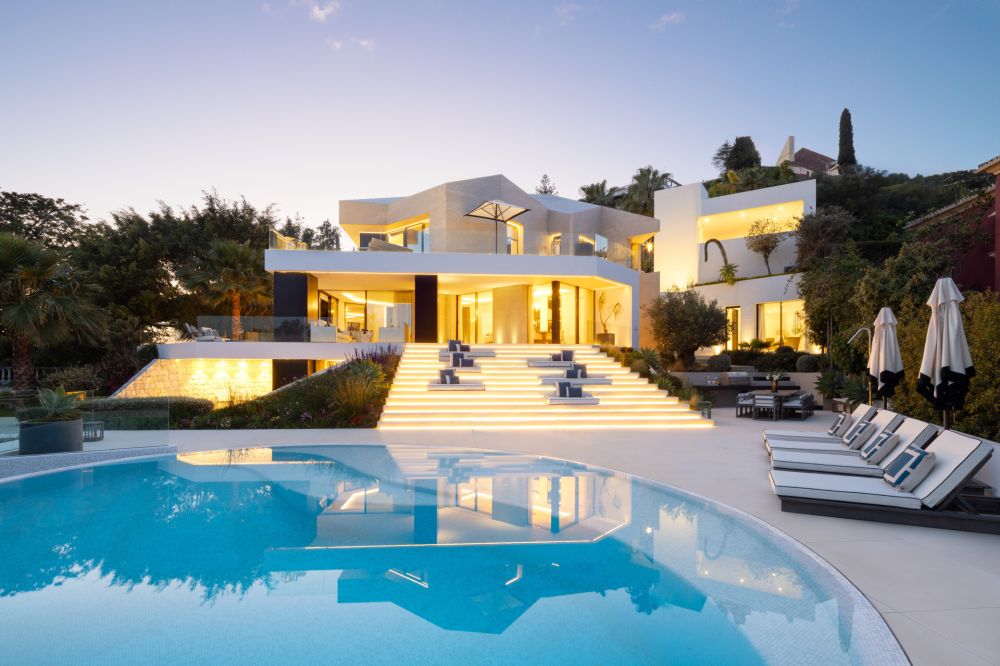 Modern Luxury Villa for sale in benahavis