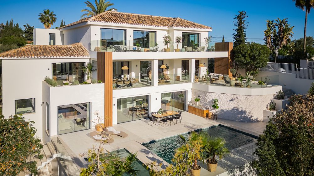 Villa Moderna de Lujo en Venta en El Rosario, Marbella