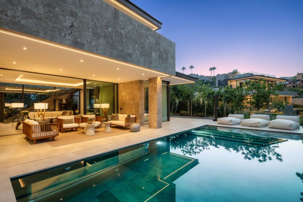Modern Luxury Villa for sale in La Cerquilla, Marbella