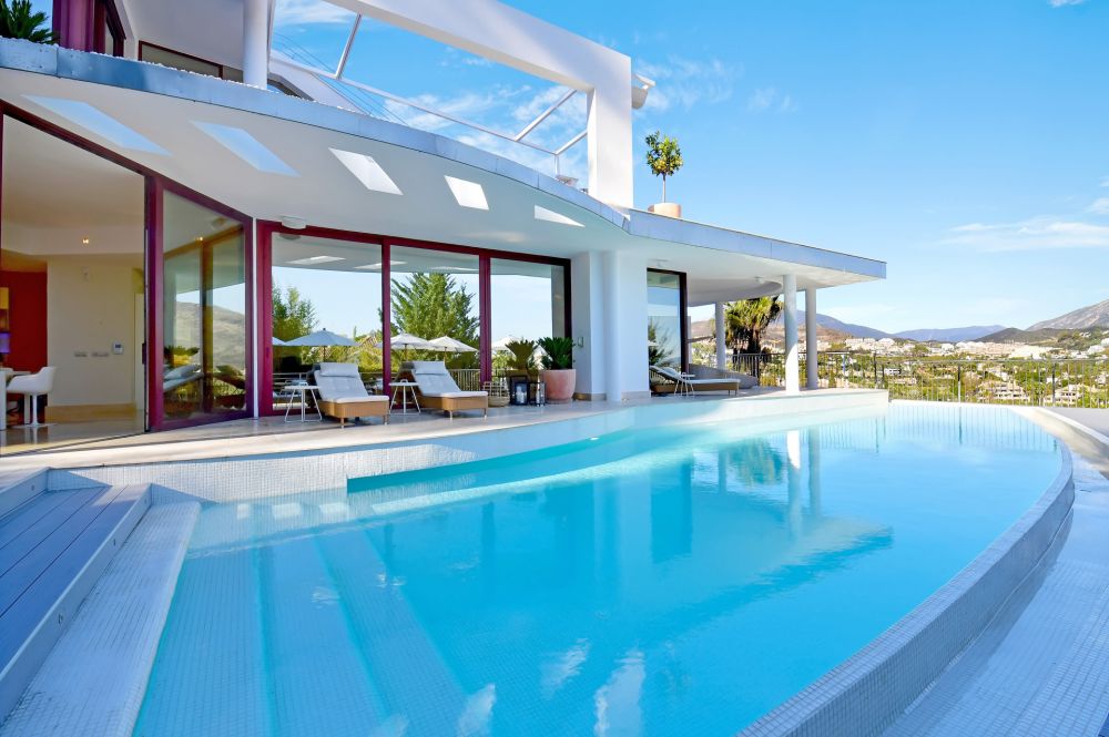 Villa Moderna en Venta en Nueva Andalucía, Marbella