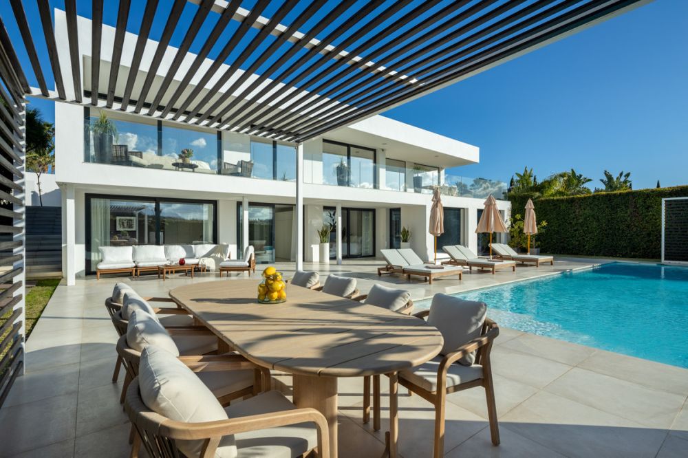 Luxury Modern Villa for Sale in Nueva Andalucía, Marbella
