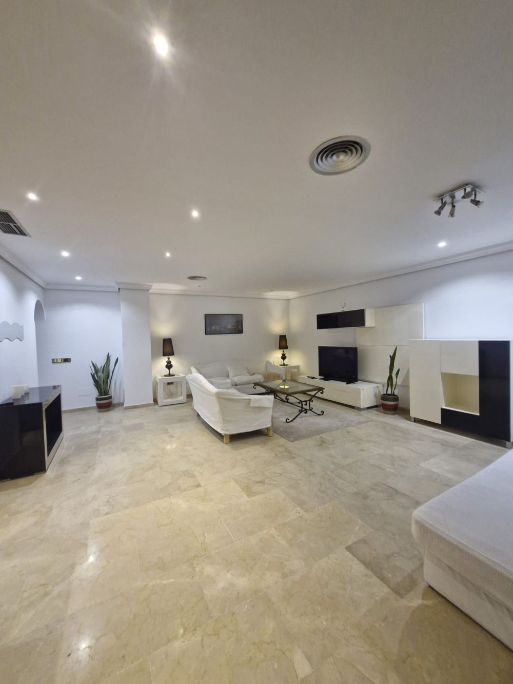 Encanto andaluz con terraza y piscina.