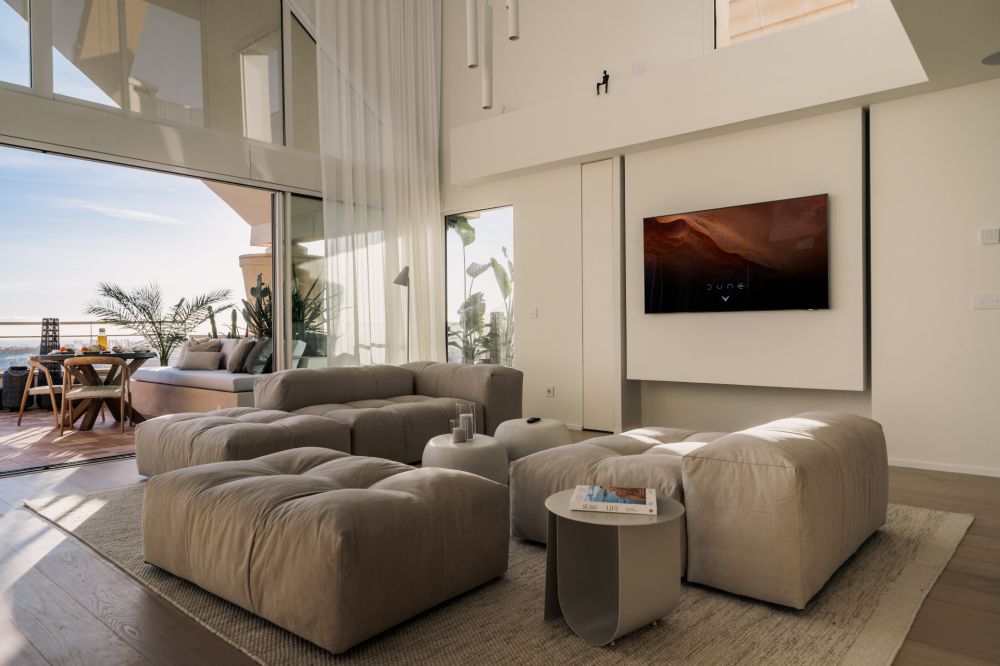 Modern duplex penthouse for sale in Nueva Andalucia, Marbella