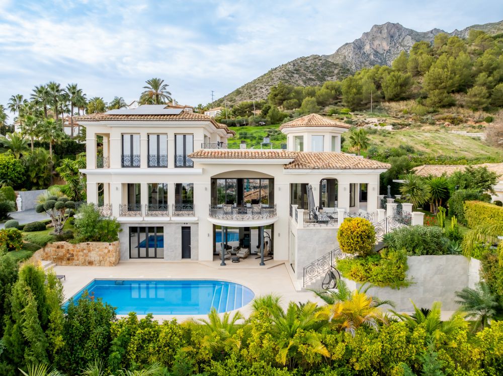 Prestigious Luxury Villa for sale on the Golden Mile, Marbella