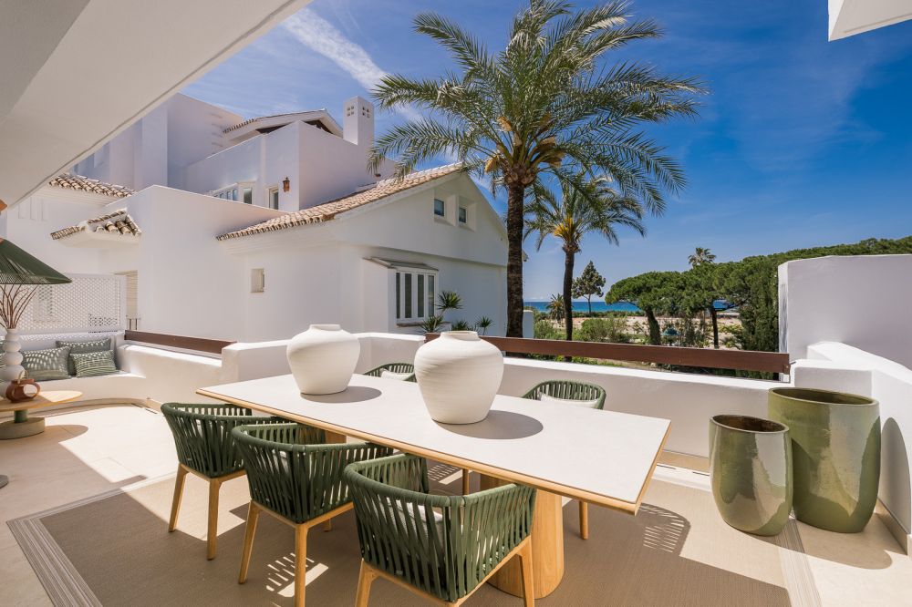 Modern Luxury Apartment for sale in los Monteros