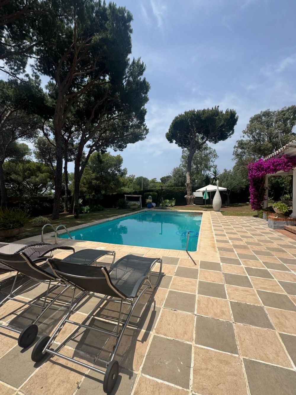 Spacious family villa near coast and golf.