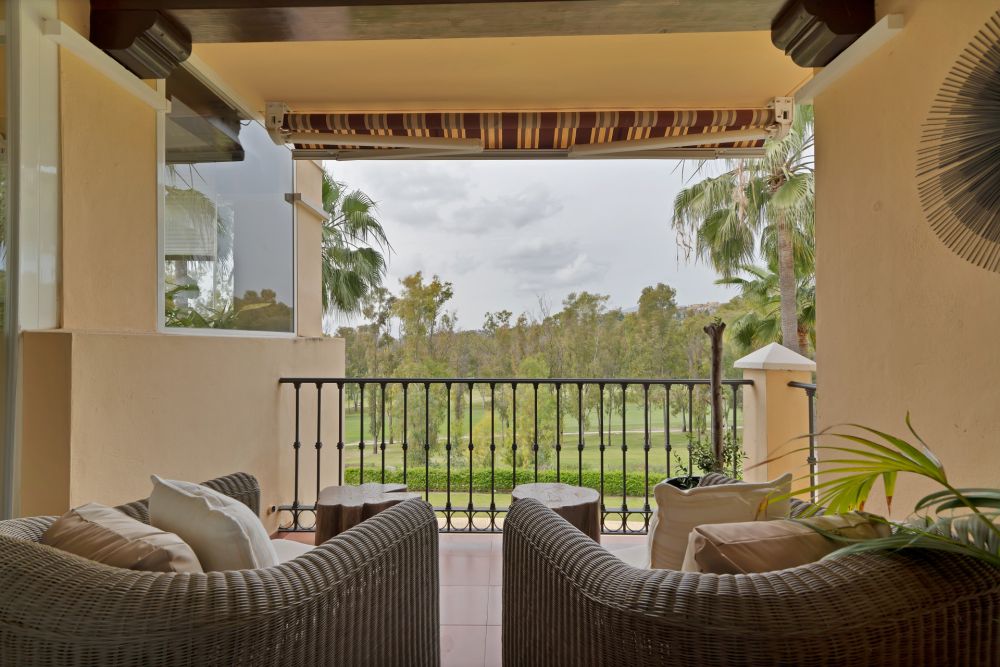 Apartment with Panoramic Golf Views for sale in Estepona