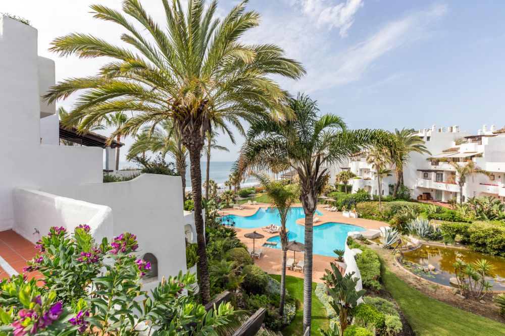 Spacious Penthouse in Puerto Banús, Marbella for Sale