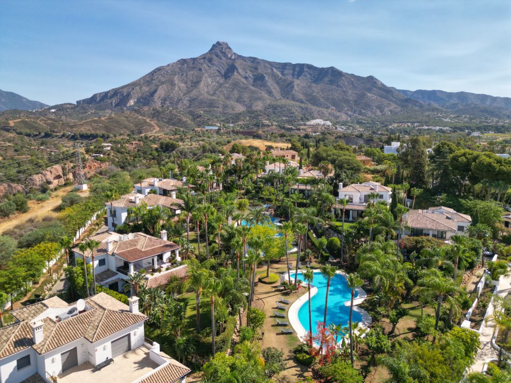 Villa Moderna de Lujo en Venta en la Milla de Oro de Marbella