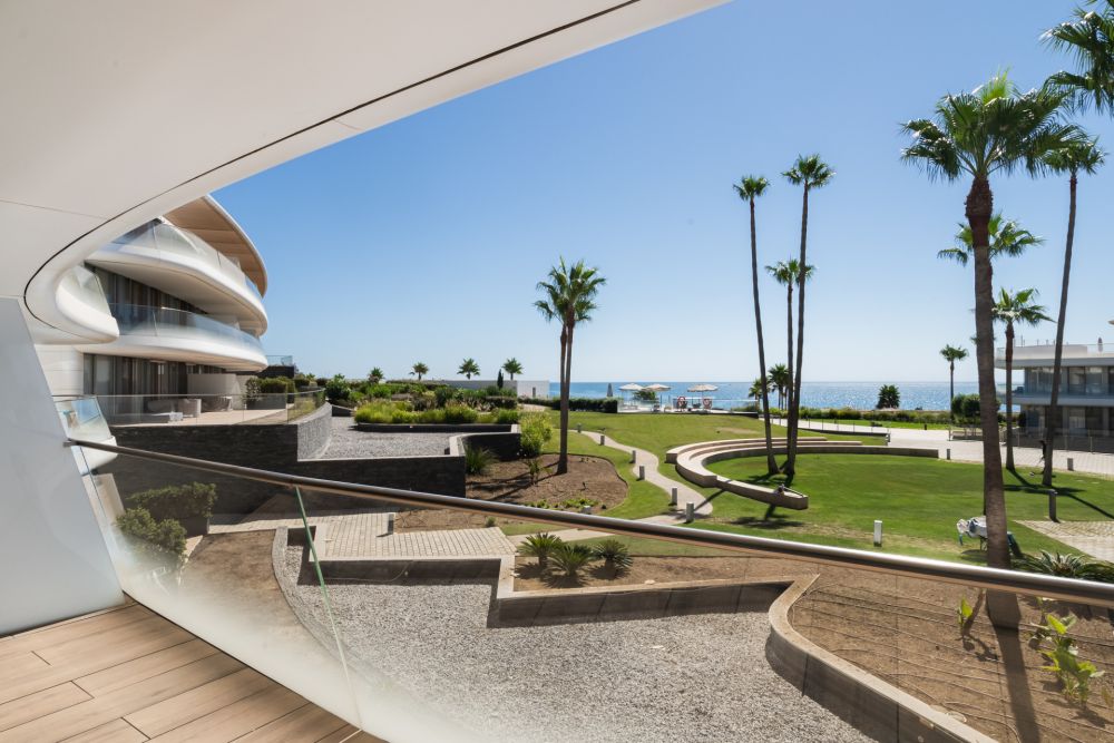 Luxury Modern Apartment for Sale in Estepona