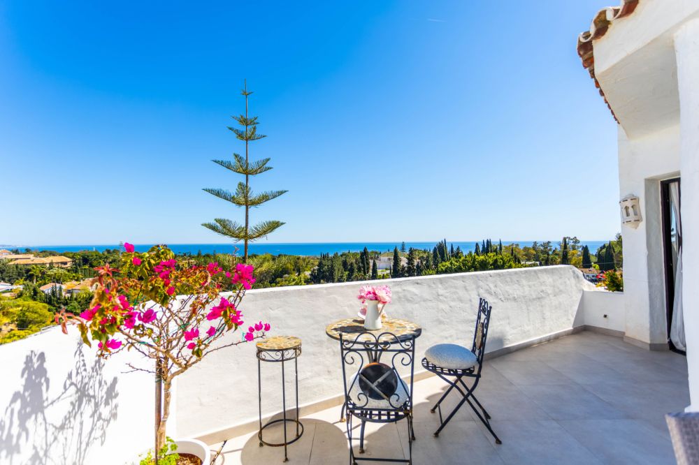 Sophisticated luxury penthouse for sale in Marbella