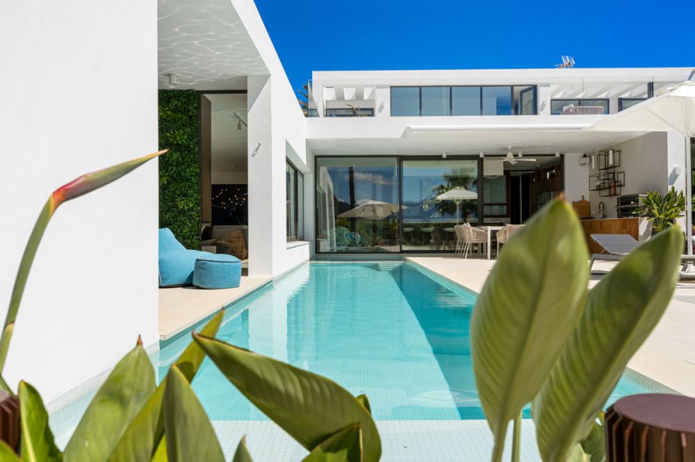 Elegant 6-bedroom villa for rent in Benahavís