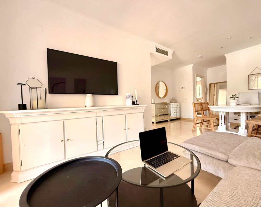 Beautiful 2-Bedroom Long-Term Rental in La Quinta, Benahavís
