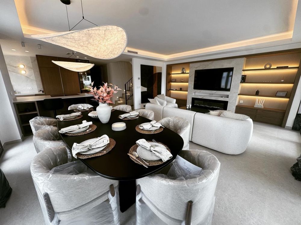 Luxury semi-detached house for sale in El Campanario, El Paraiso