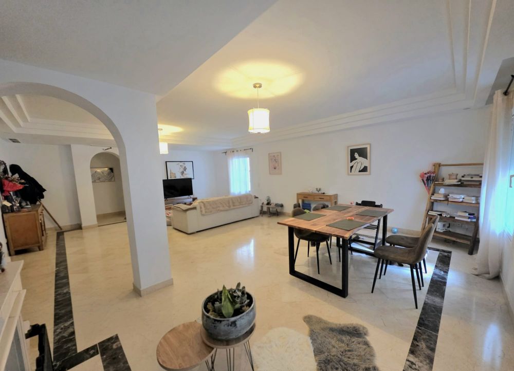 Luxury 2-bedroom apartment for long-term rent in Sierra Blanca, Marbella’s Golden Mile