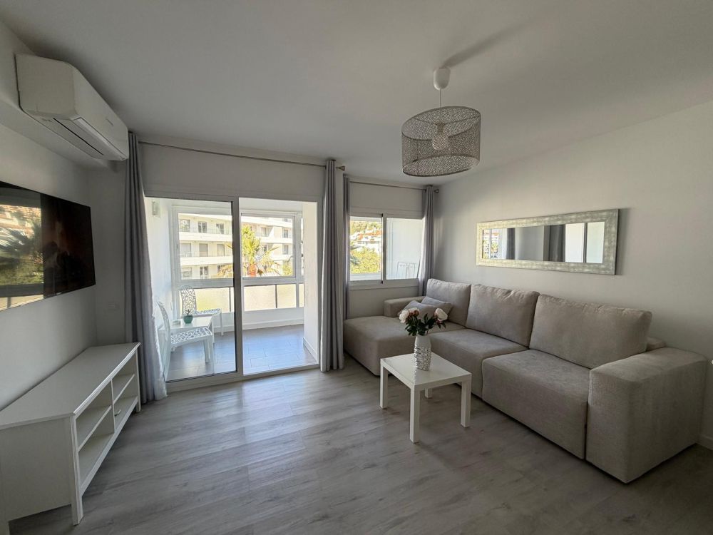 1-Bedroom Modern Apartment Nueva Andalucia