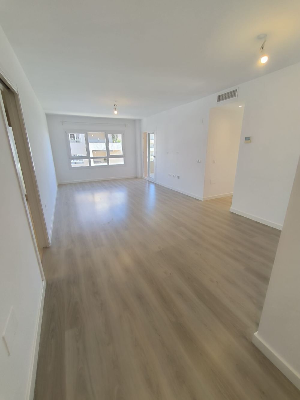 3-Bedroom Apartment on Av. Miguel de Cervantes, Nueva Andalucía, Marbella