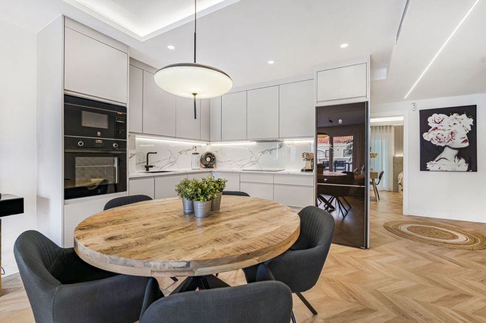 3 Bed Modern Apartment in Nueva Andalucía