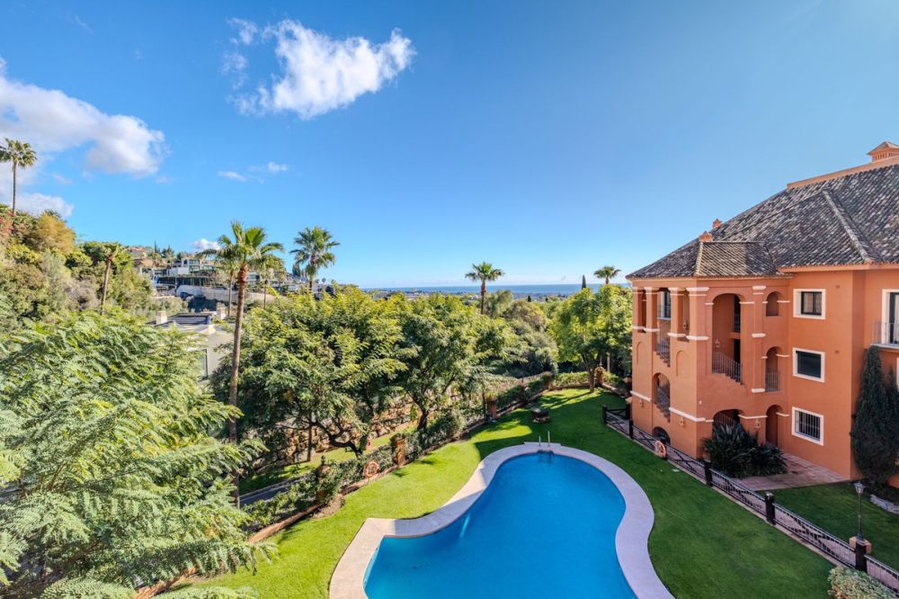 Spectacular Duplex Penthouse in Monte Halcones, La Quinta with panoramic sea views