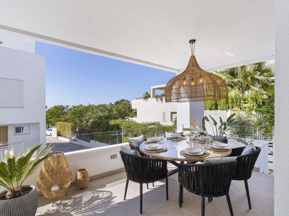 Exclusiva casa adosada moderna en venta en Marbella