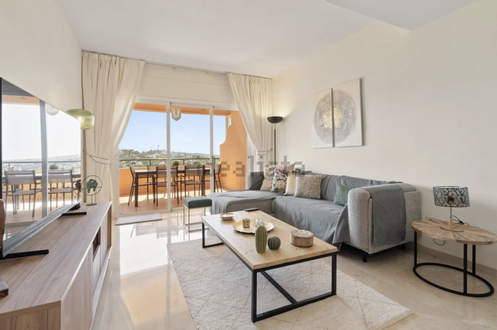 Elegant 2-Bed Apartment with Sea & Golf Views in Elviria Hills