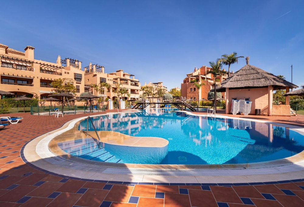 4 Bed Apartment in New Golden Mile Estepona