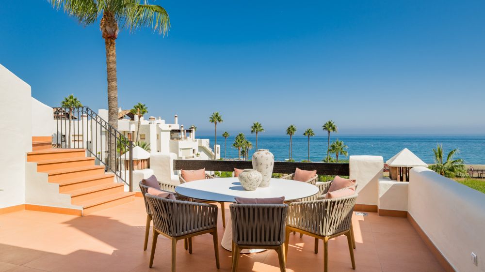 Elegant Beachfront Living in Bahía del Velerín, Estepona