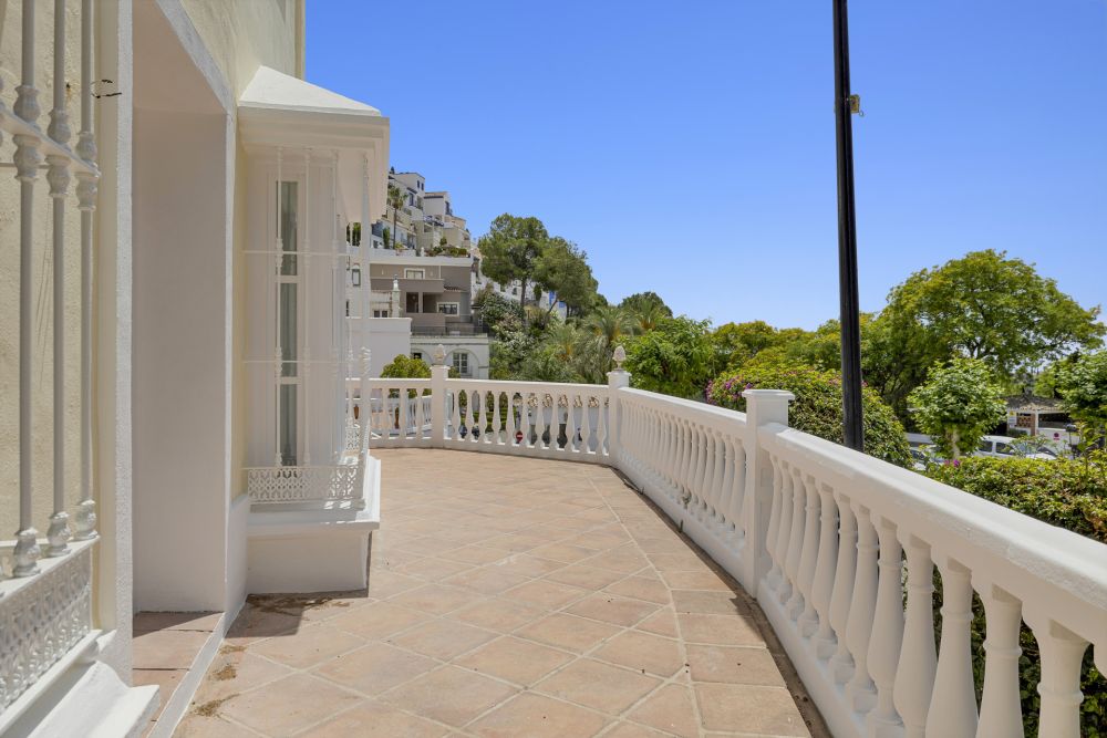 Charming Townhouse in La Perla de la Heredia, Benahavís