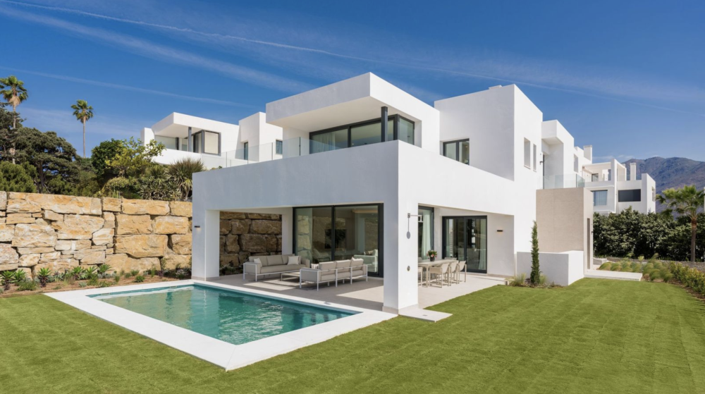 Villa de lujo moderno en venta en Estepona Golf