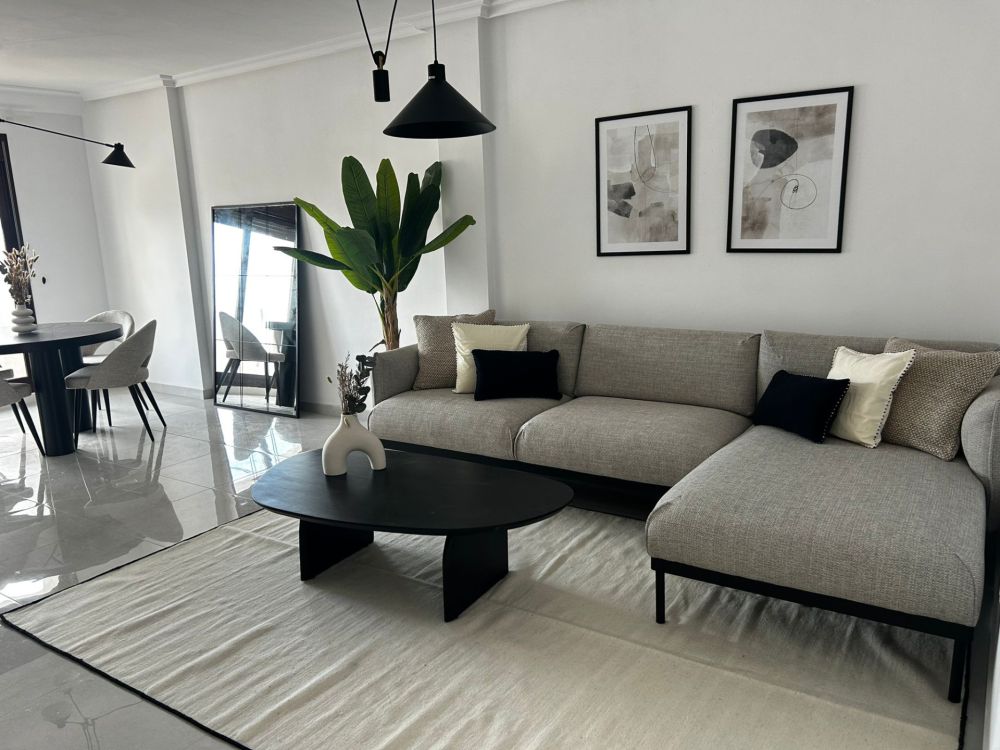 Duplex Apartment in La Maestranza, Nueva Andalucía