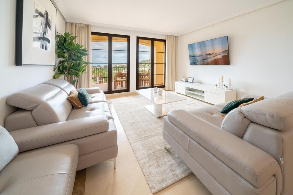 Apartamento reformado de 3 habitaciones en Las Jacarandas