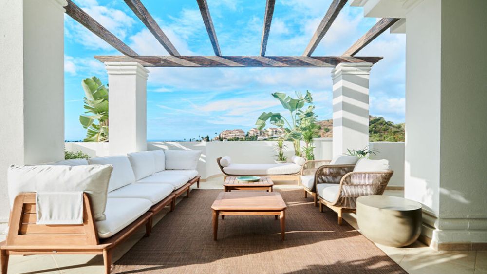 Duplex Penthouse for sale in Nueva Andalucia, Marbella