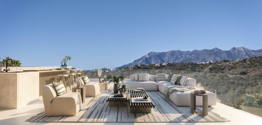 Beachfront 2-Bedroom Apartment in Manilva