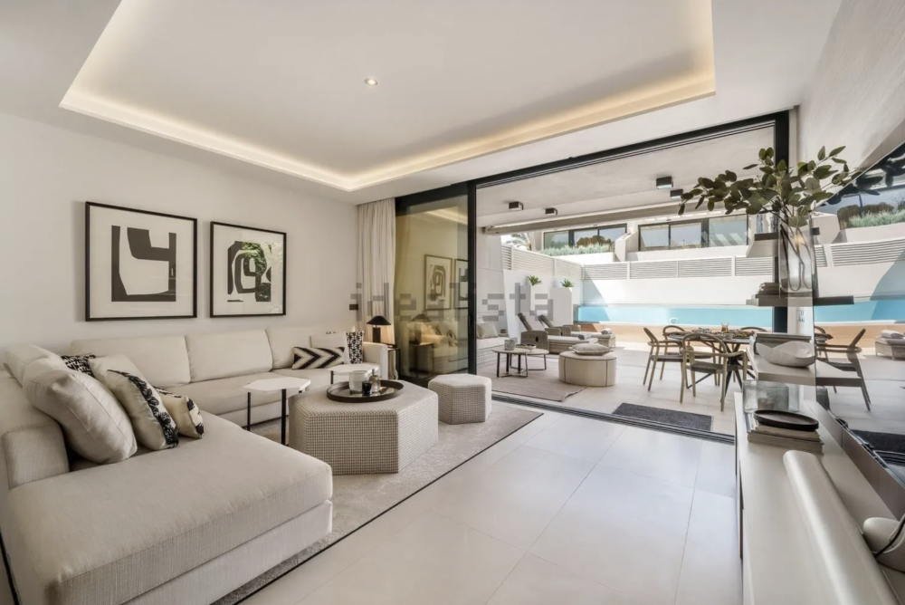 5-Bedroom Villa in Puerto Banús, Marbella