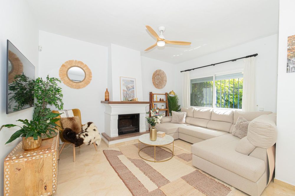 5 Bedroom Semi-Detached Family Home for Long-Term Rent in San Pedro Alcántara