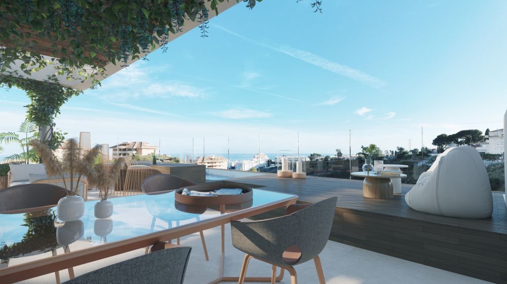 Elegant Contemporary Sky Villa with private pool and rooftop Solarium