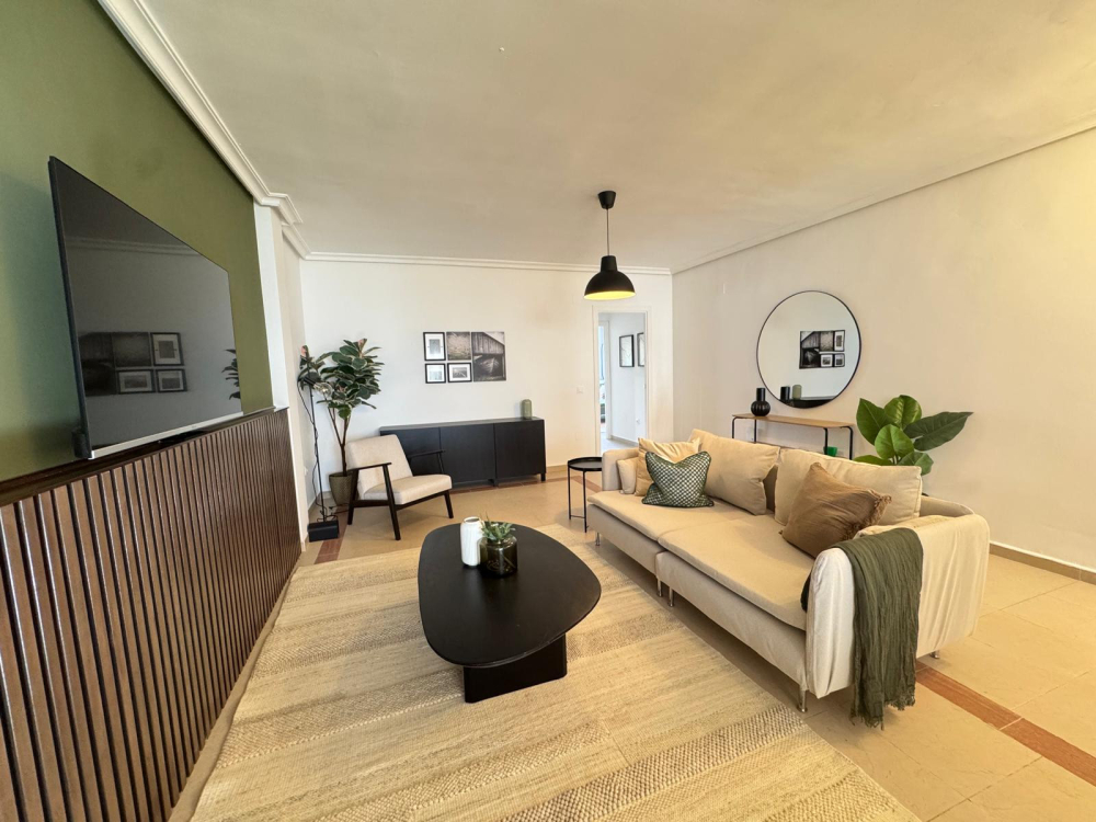 Charming 2 bed apartment with Terrace in Nueva Andalucia